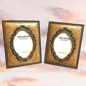 2 beautiful photo frames